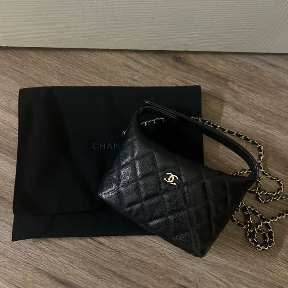 CHANEL Hobo Bag - Picture 1 of 7